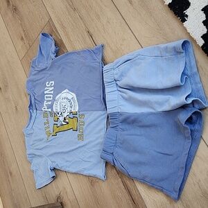 Carters outfit, girls medium 8